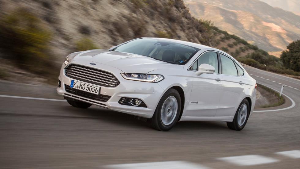 Ford Mondeo: Το αντι-Sierra που ήταν πραγματικός «αστακός» σε ασφάλεια